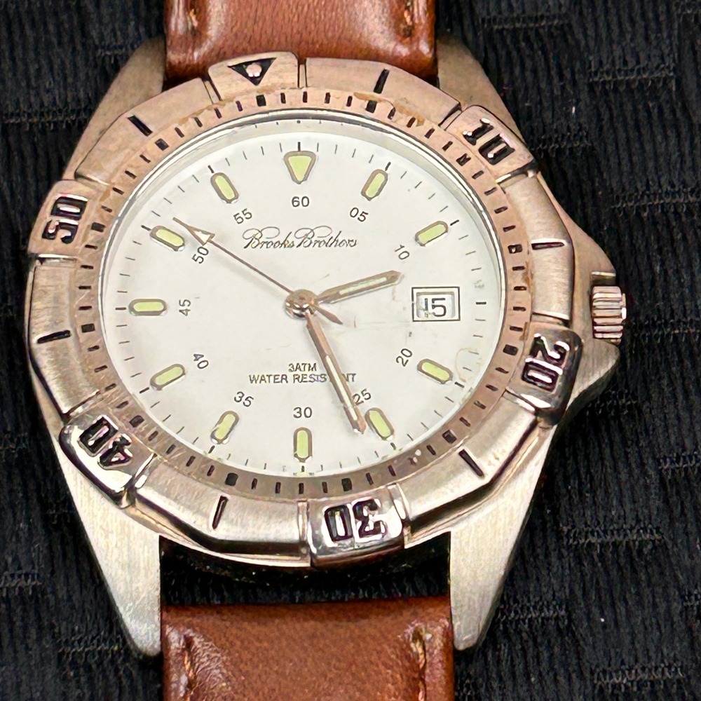 Brooks‎ Brothers Mens Watch BB3031 White Dial Brown Leather Band Swiss Movement